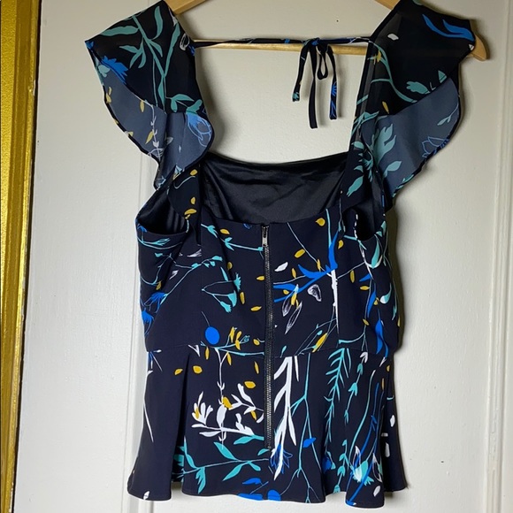 PARKER Floral-print Peplum Top - Picture 7 of 7